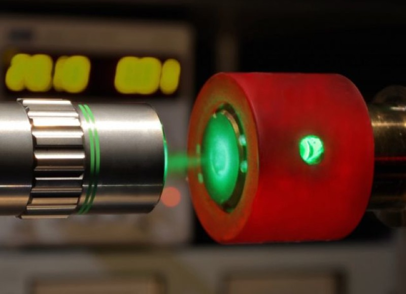 Illustration for article titled Physicists Are Closing In On an Elusive State of Metallic Hydrogen